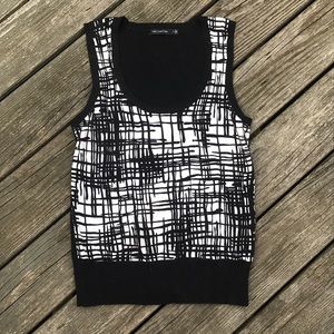 The Limited patterned sleeveless sweater top